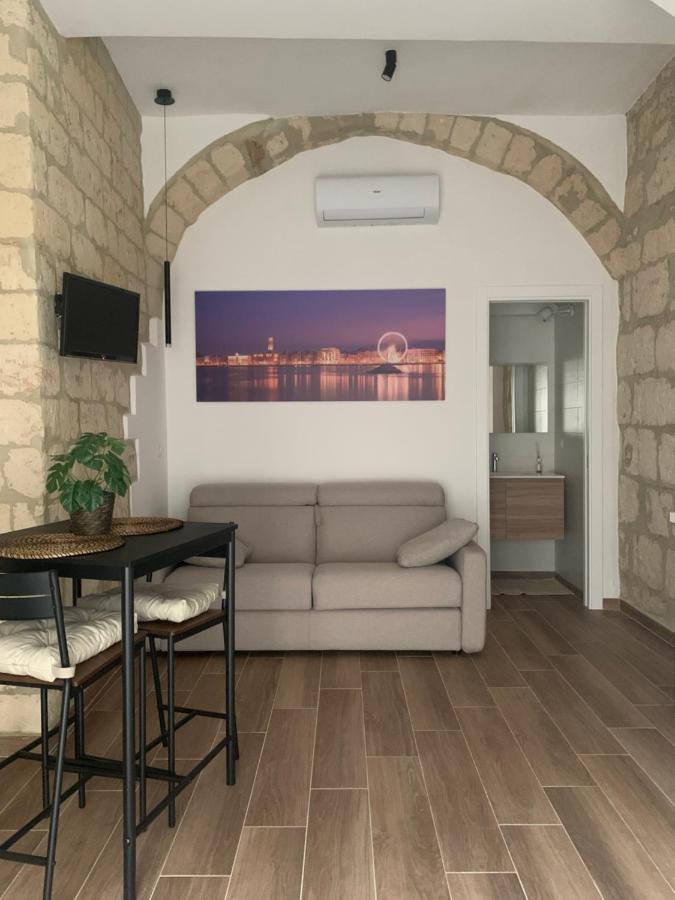 La Casa Degli Innamorati Bari Luaran gambar
